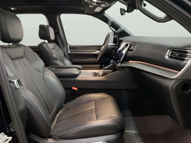 Used 2024 Jeep Wagoneer Series II w/ Premium Group I AWD/4WD image 83