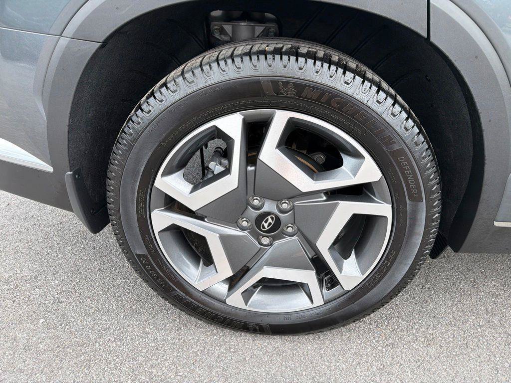 Used 2024 Hyundai Palisade Limited AWD/4WD image 14
