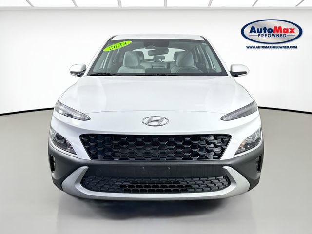 Used 2023 Hyundai Kona SE w/ Cargo Package image 6
