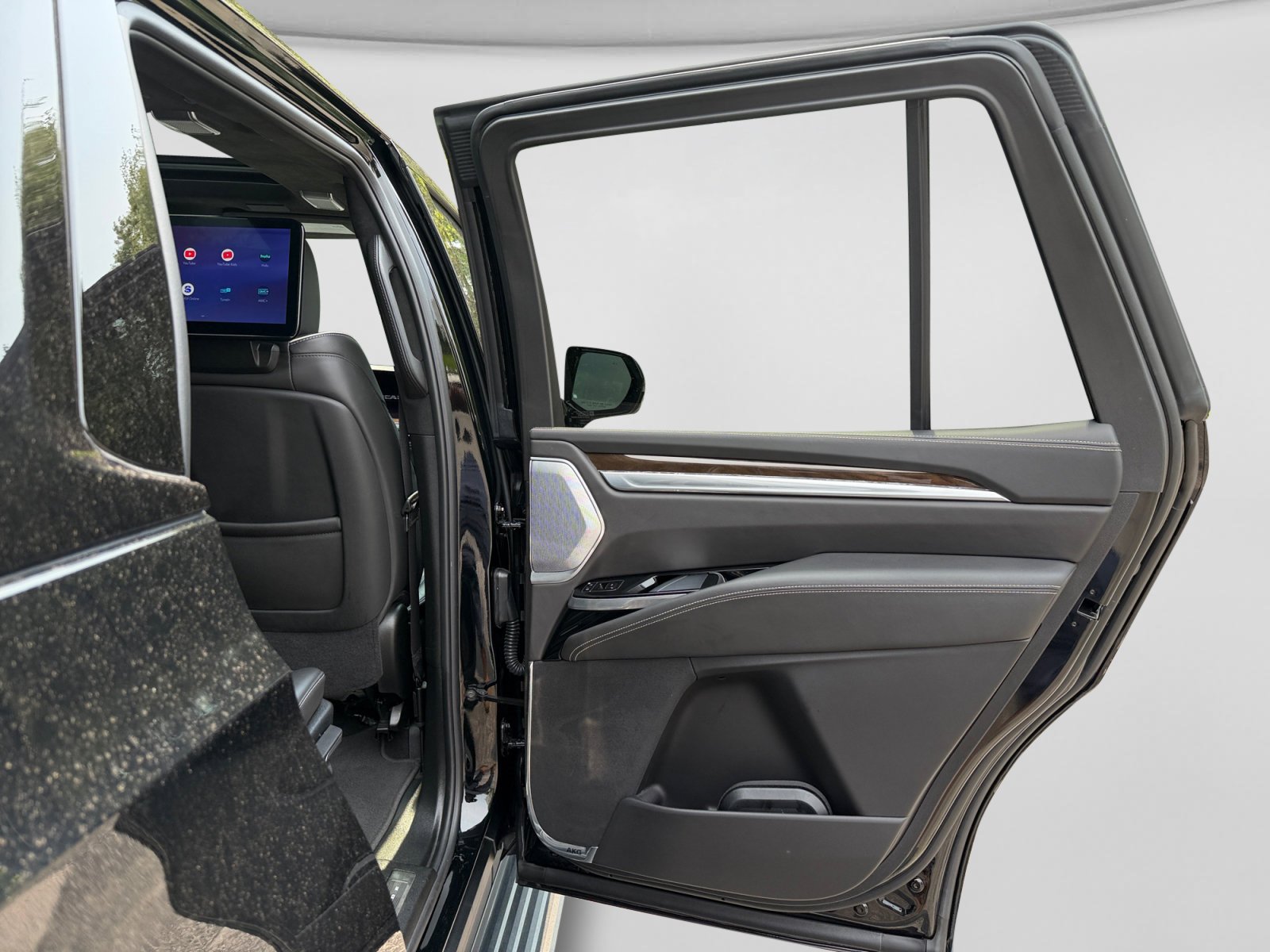 Used 2025 Cadillac Escalade Sport Platinum AWD/4WD image 21