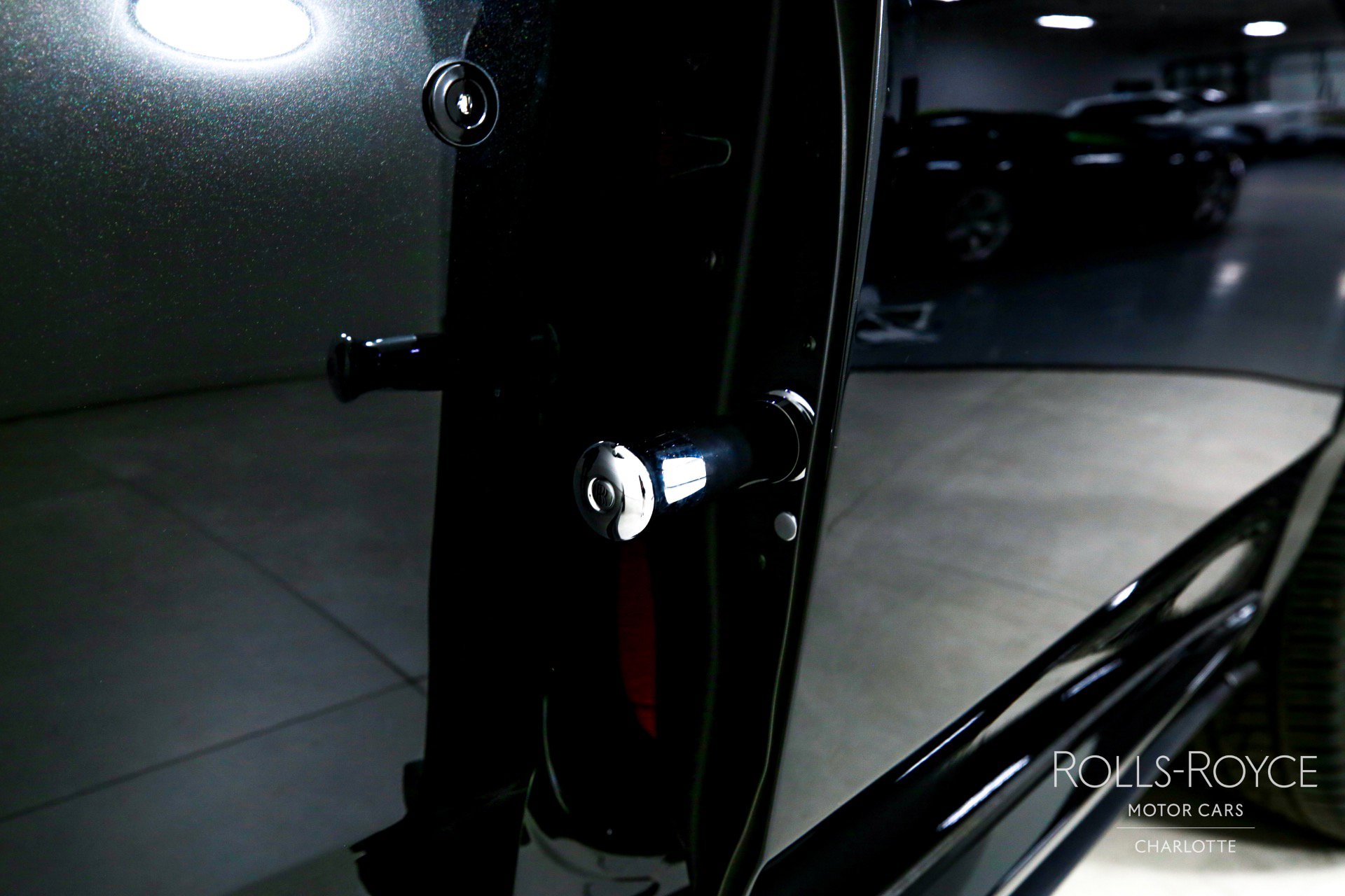 Certified 2022 Rolls-Royce Cullinan w/ Dark Exterior Package image 21