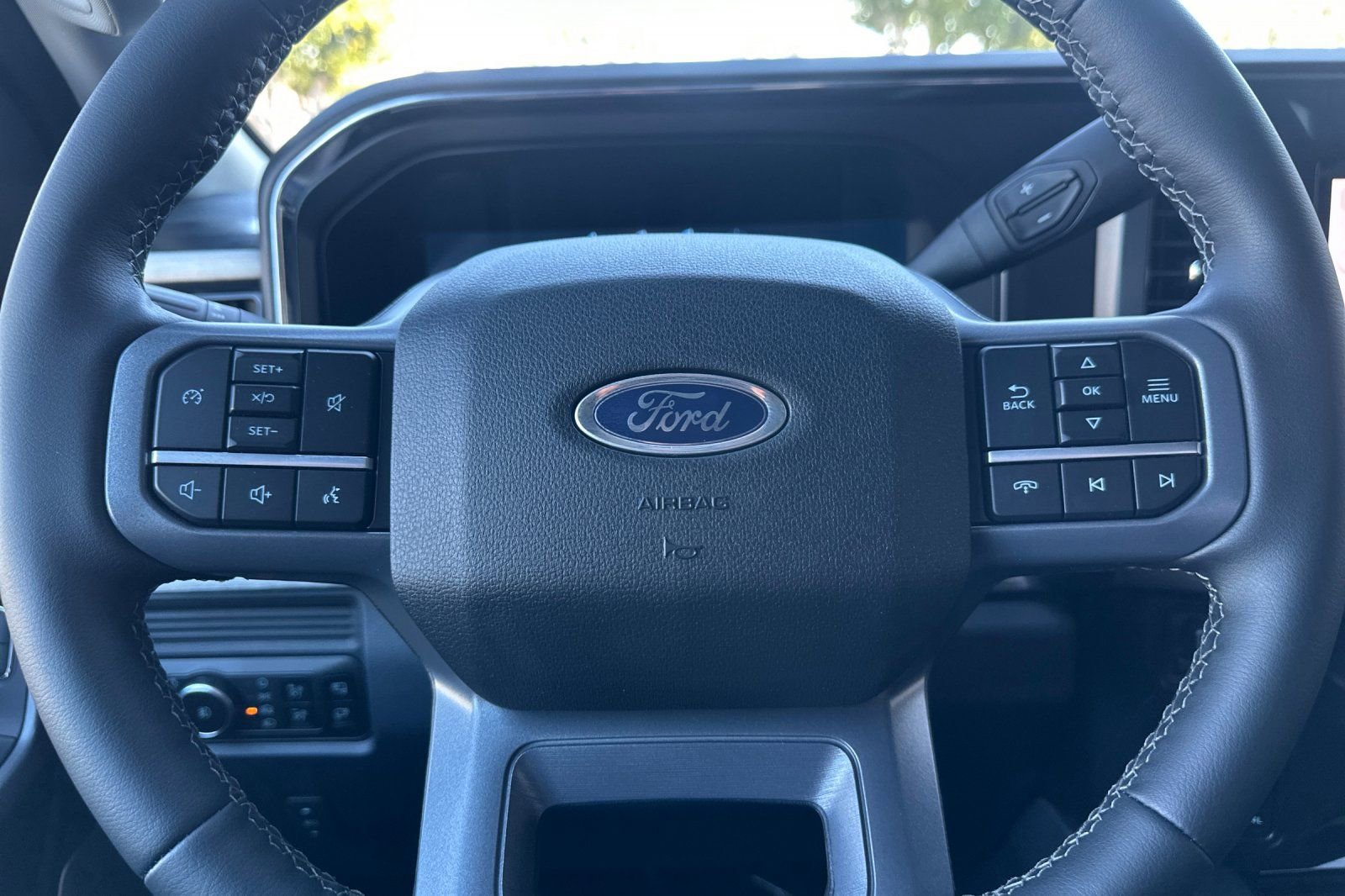 New 2026 Ford F250 Lariat w/ Black Appearance Package image 23