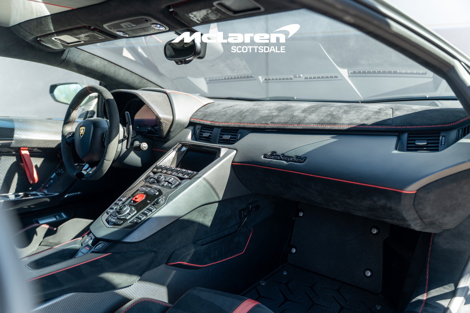 Used 2020 Lamborghini Aventador SVJ AWD/4WD image 20