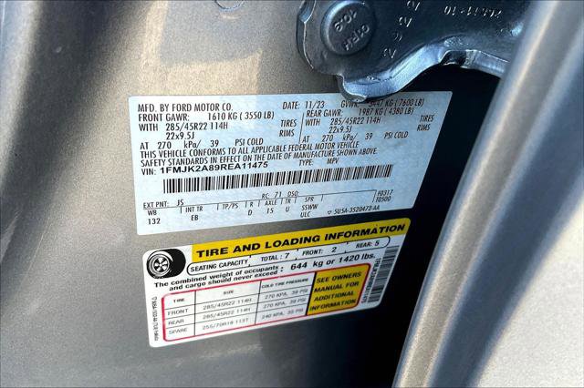 Used 2024 Ford Expedition Max Limited image 15