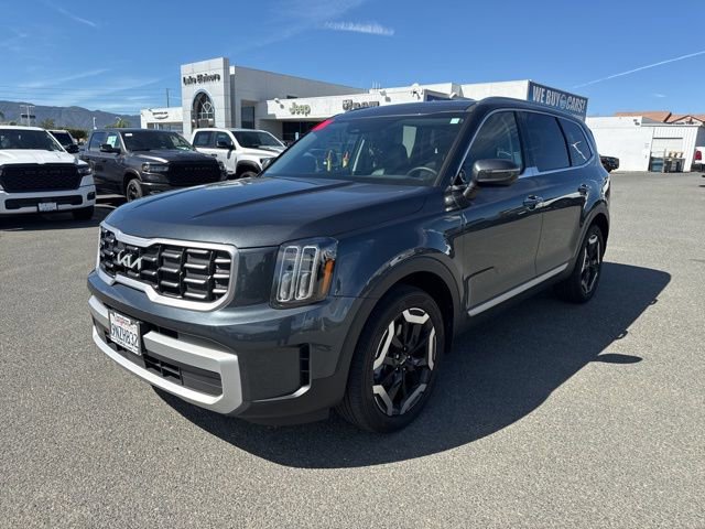 Used 2024 Kia Telluride S video 2