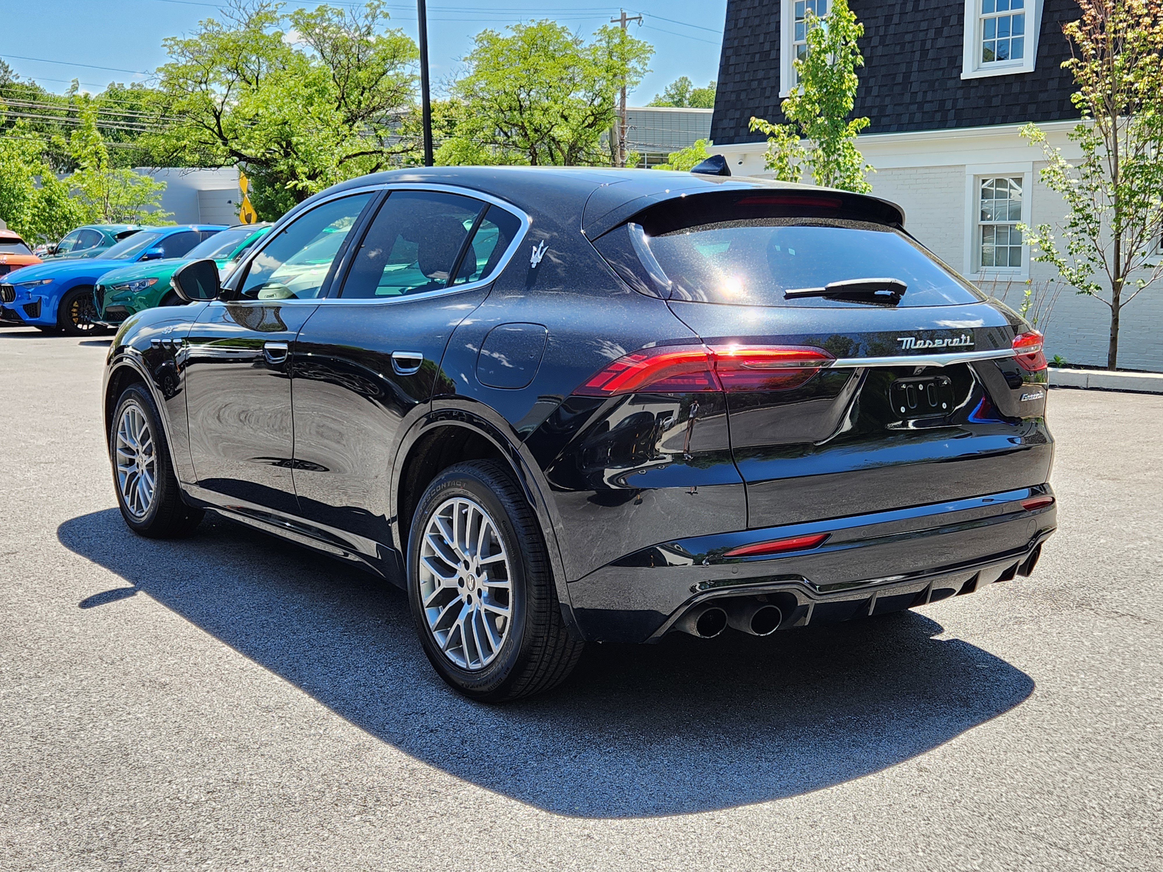 Used 2023 Maserati Grecale Modena AWD/4WD image 3