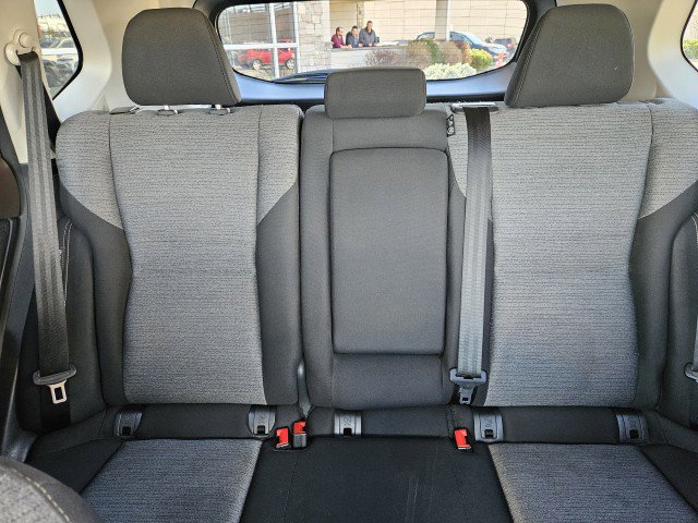 Used 2022 Nissan Rogue SV AWD/4WD image 22