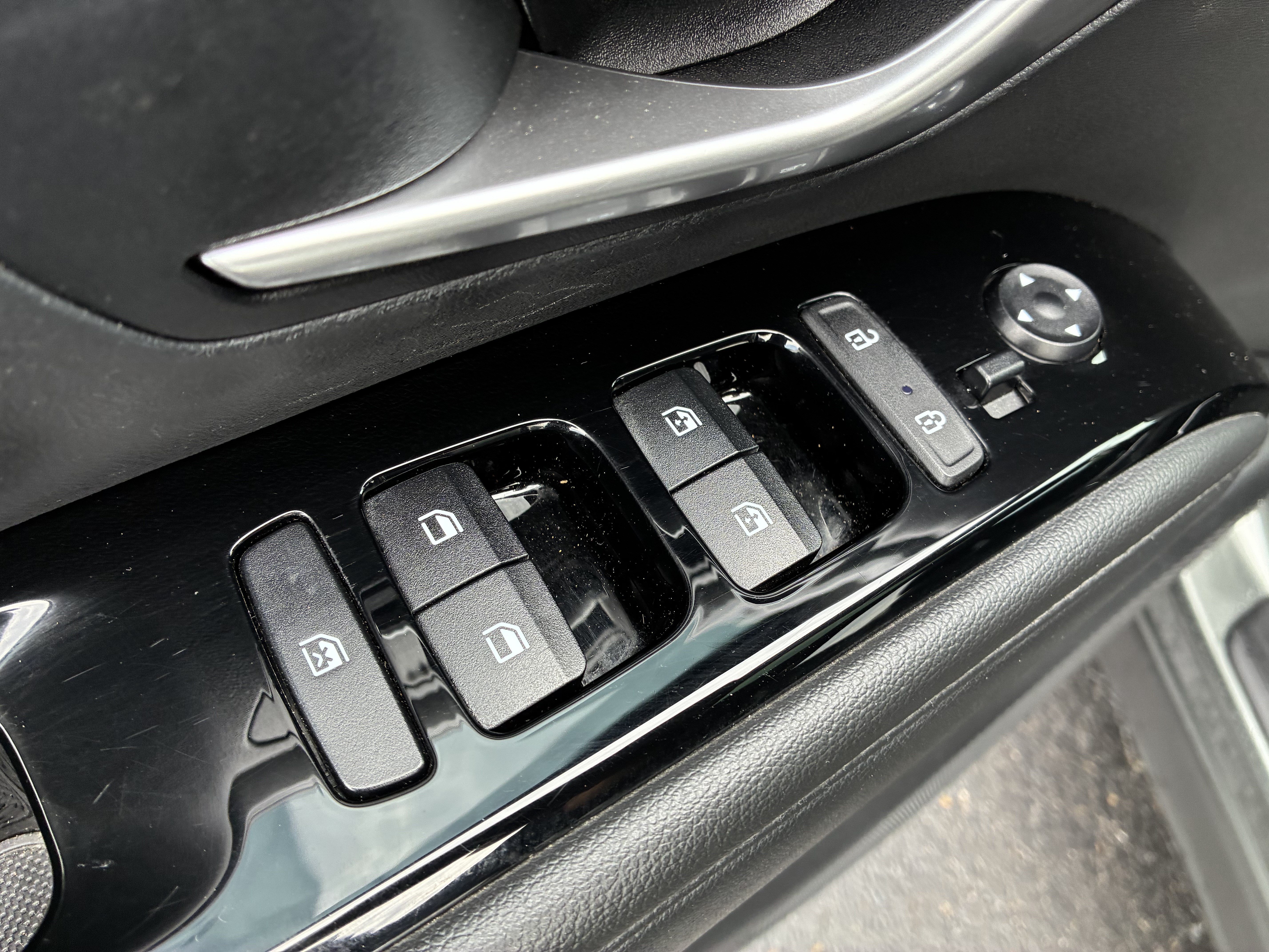 Used 2022 Hyundai Tucson Limited FWD image 23