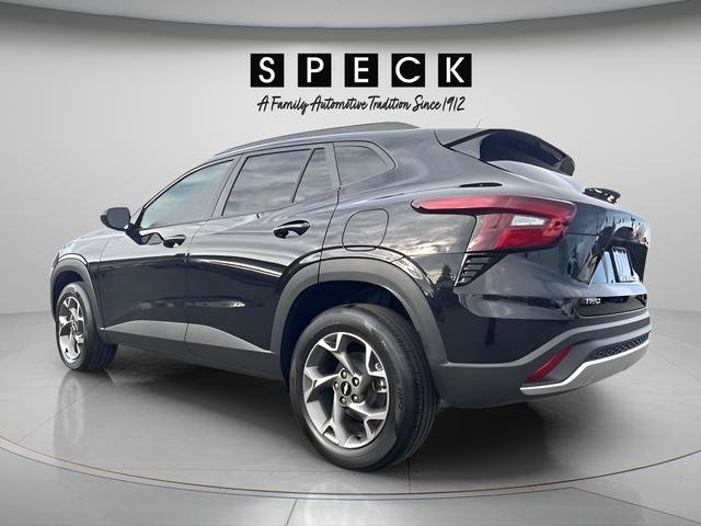Used 2025 Chevrolet Trax LT video 3
