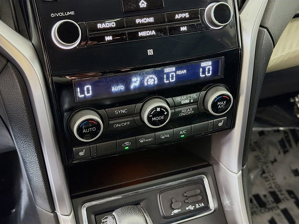 Used 2021 Subaru Ascent Premium w/ Convenience Package AWD/4WD image 35