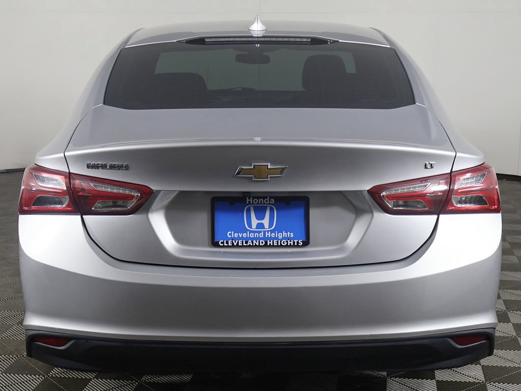 Used 2021 Chevrolet Malibu LT FWD image 9