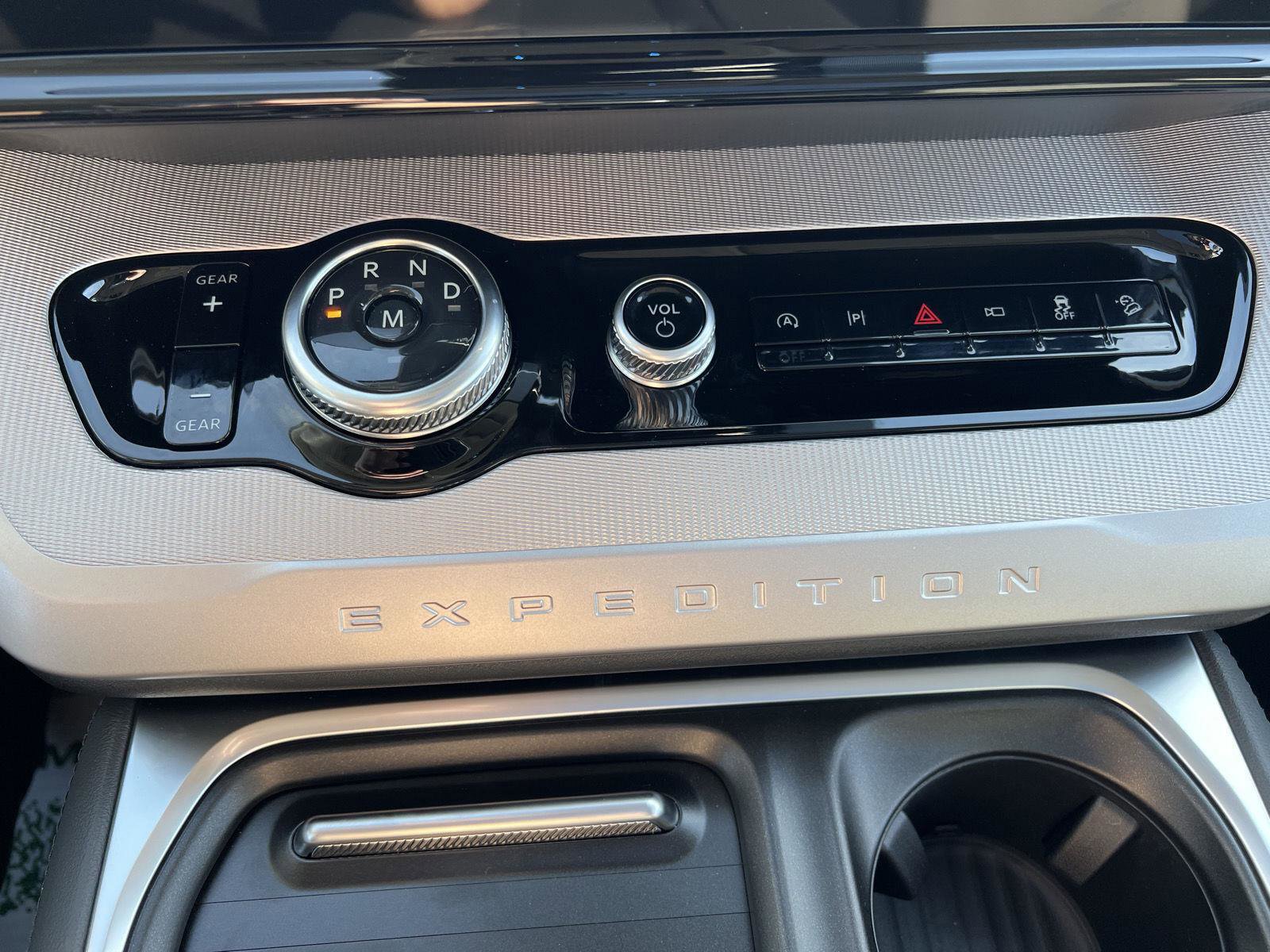 New 2026 Ford Expedition Max Active AWD/4WD image 32