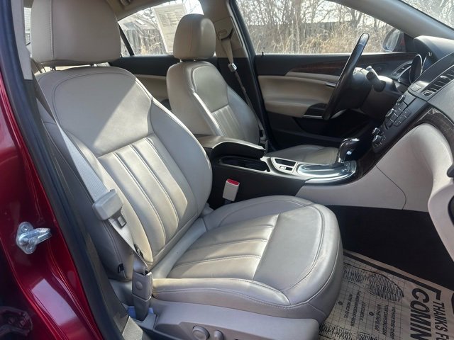 Used 2013 Buick Regal Premium image 18