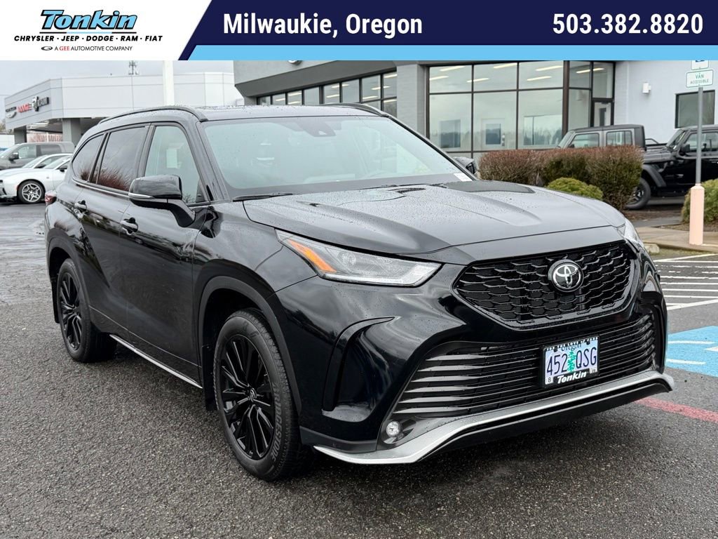 Used 2025 Toyota Highlander XSE AWD/4WD video 1