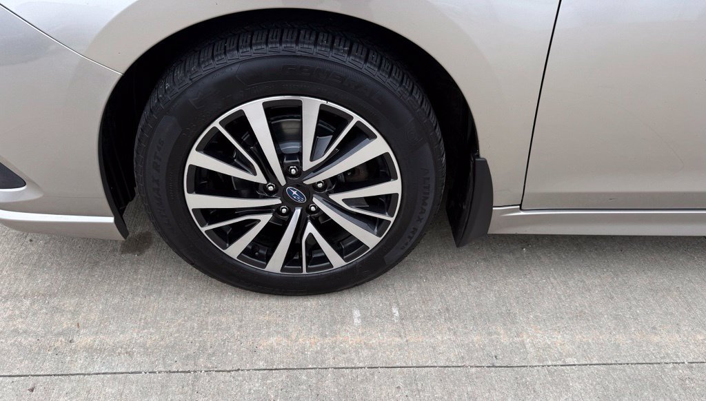 Used 2018 Subaru Legacy 2.5i Premium AWD/4WD image 12