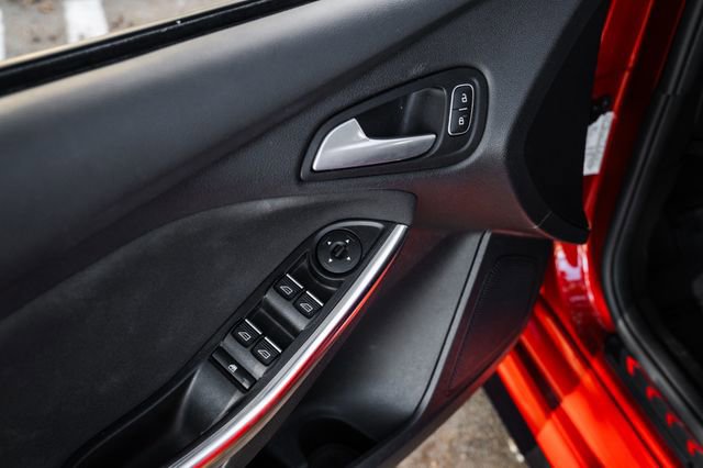 Used 2018 Ford Focus ST w/ Equipment Group 401A image 62