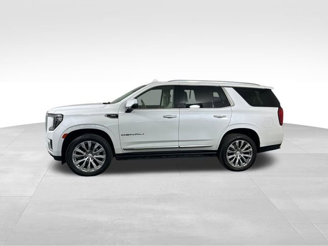 Used 2021 GMC Yukon Denali w/ Denali Premium Package image 3