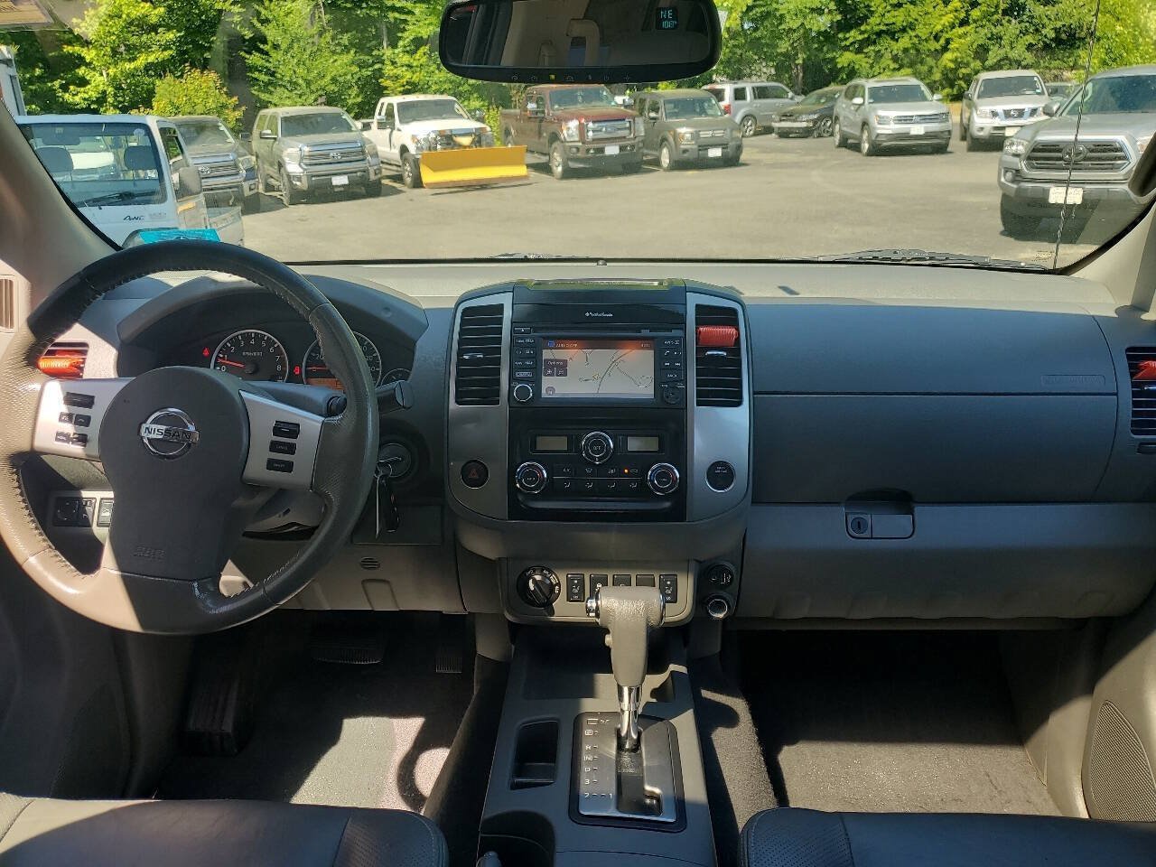 Used 2019 Nissan Frontier SL AWD/4WD image 13