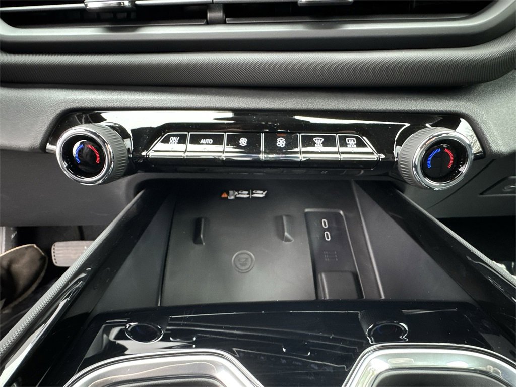 New 2025 Chevrolet Silverado EV LT image 23