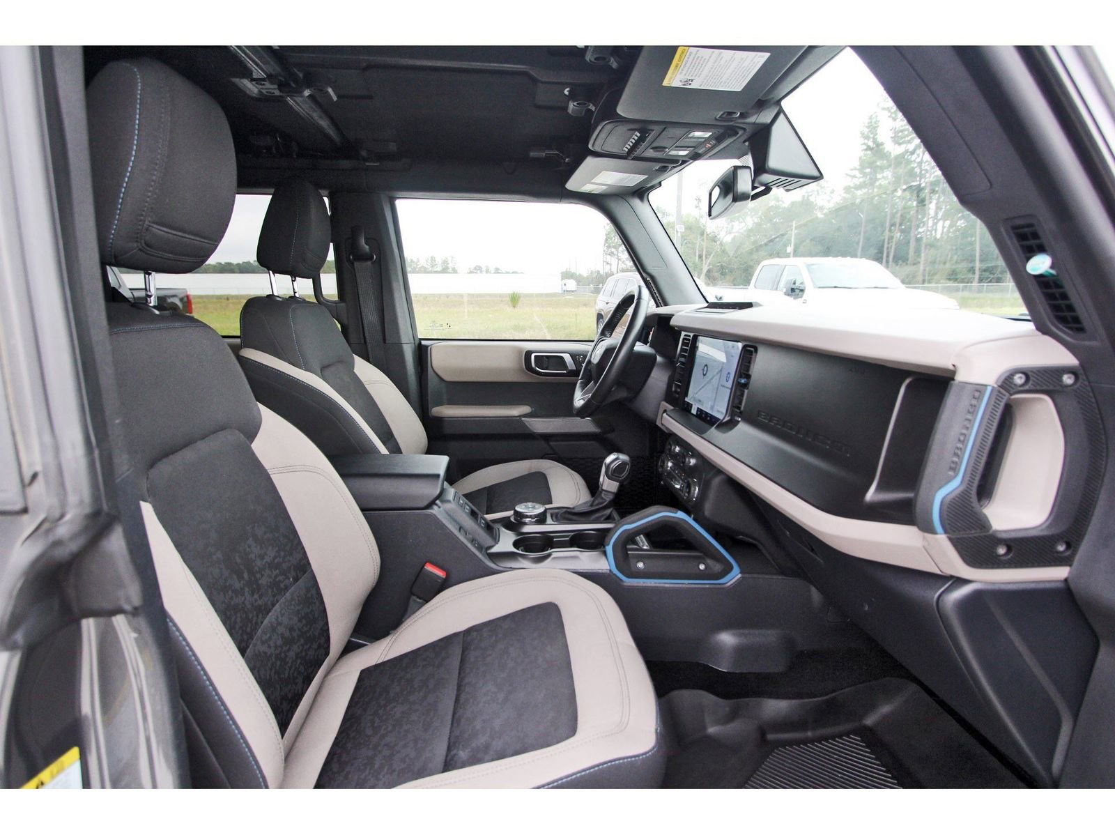 Used 2022 Ford Bronco Wildtrak image 25