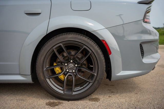 Used 2020 Dodge Charger SRT Hellcat w/ Harman/Kardon Audio Group RWD image 12