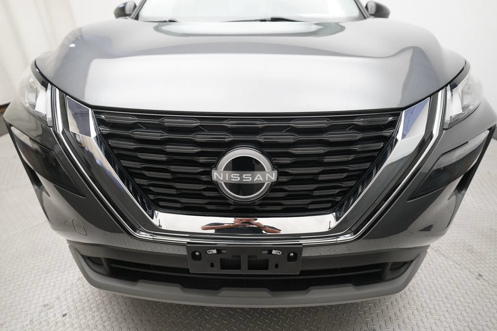 Used 2023 Nissan Rogue S AWD/4WD image 21