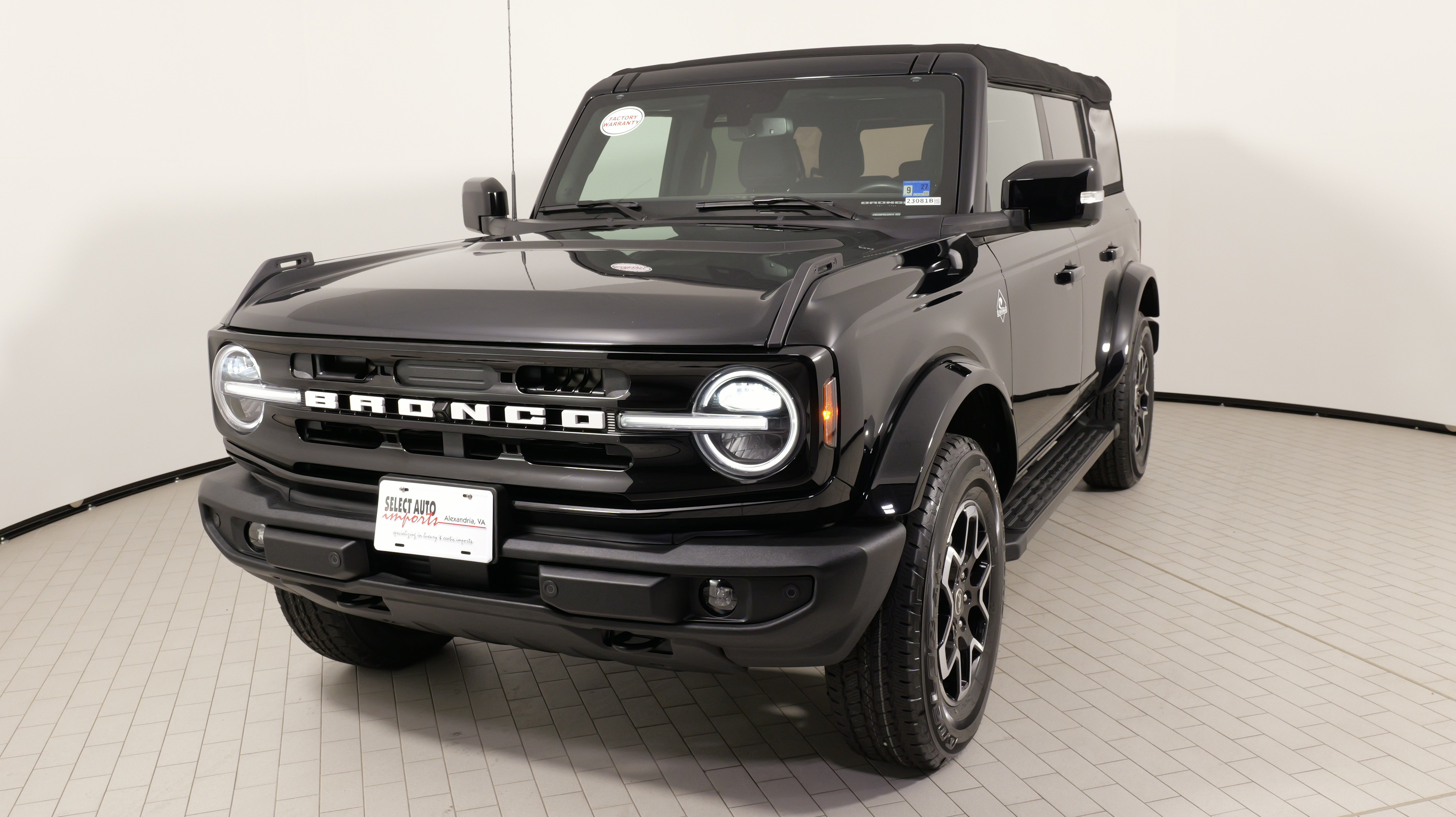 Used 2024 Ford Bronco Outer Banks AWD/4WD image 4