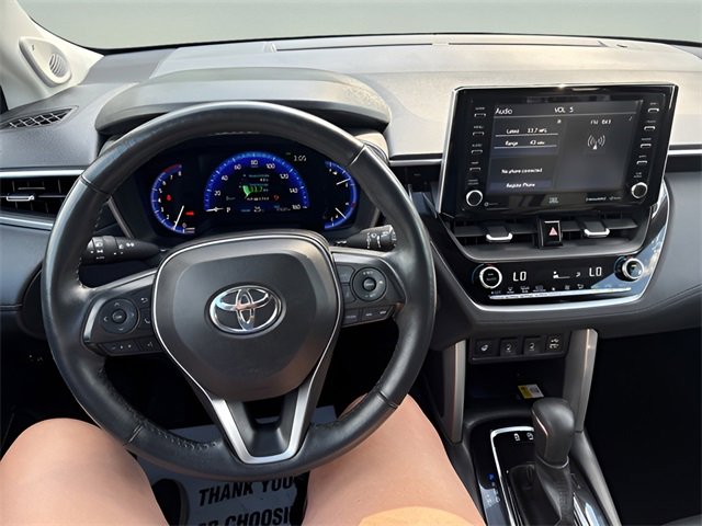 Used 2022 Toyota Corolla Cross XLE image 9