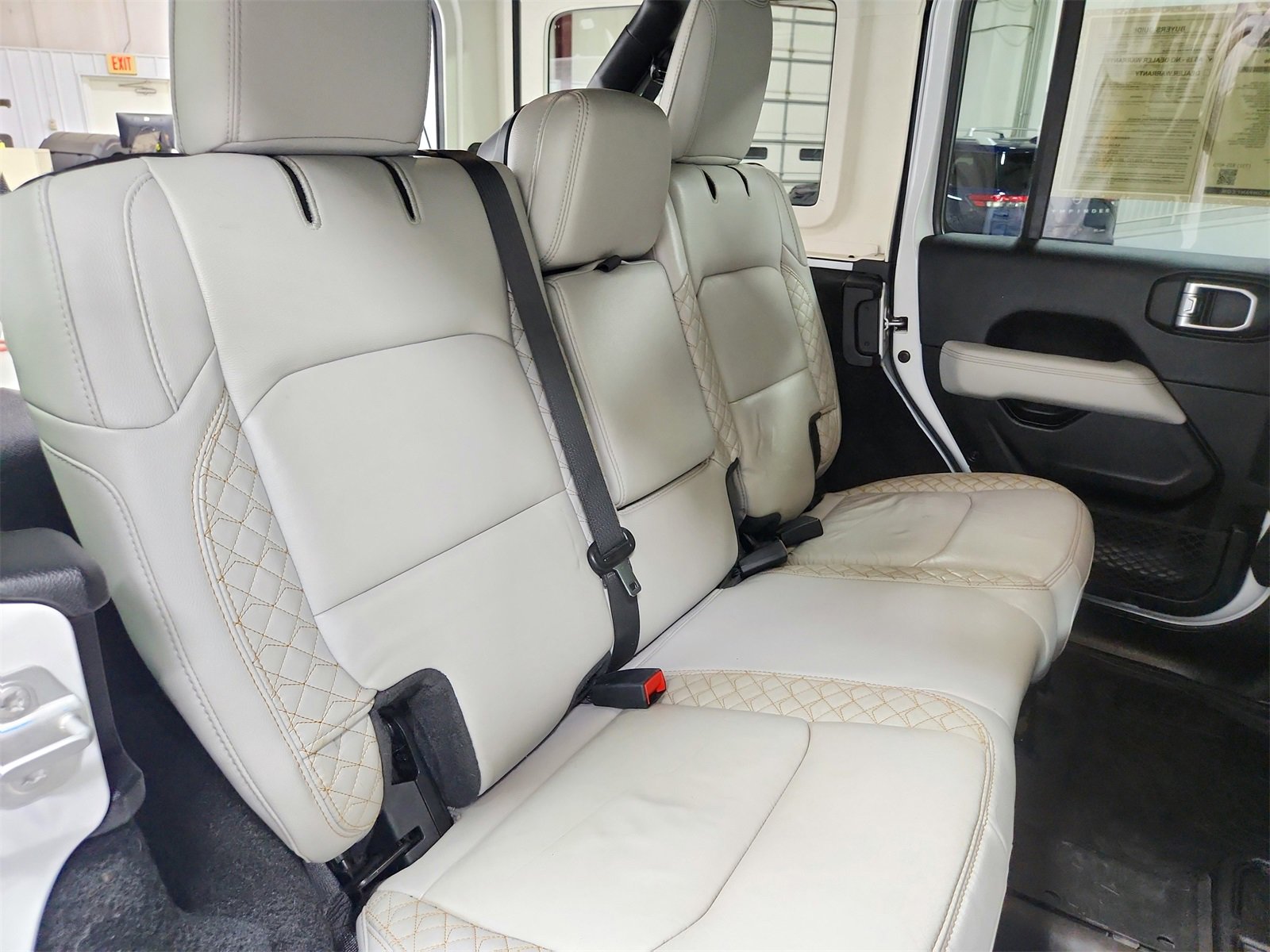 Used 2023 Jeep Wrangler Altitude image 43