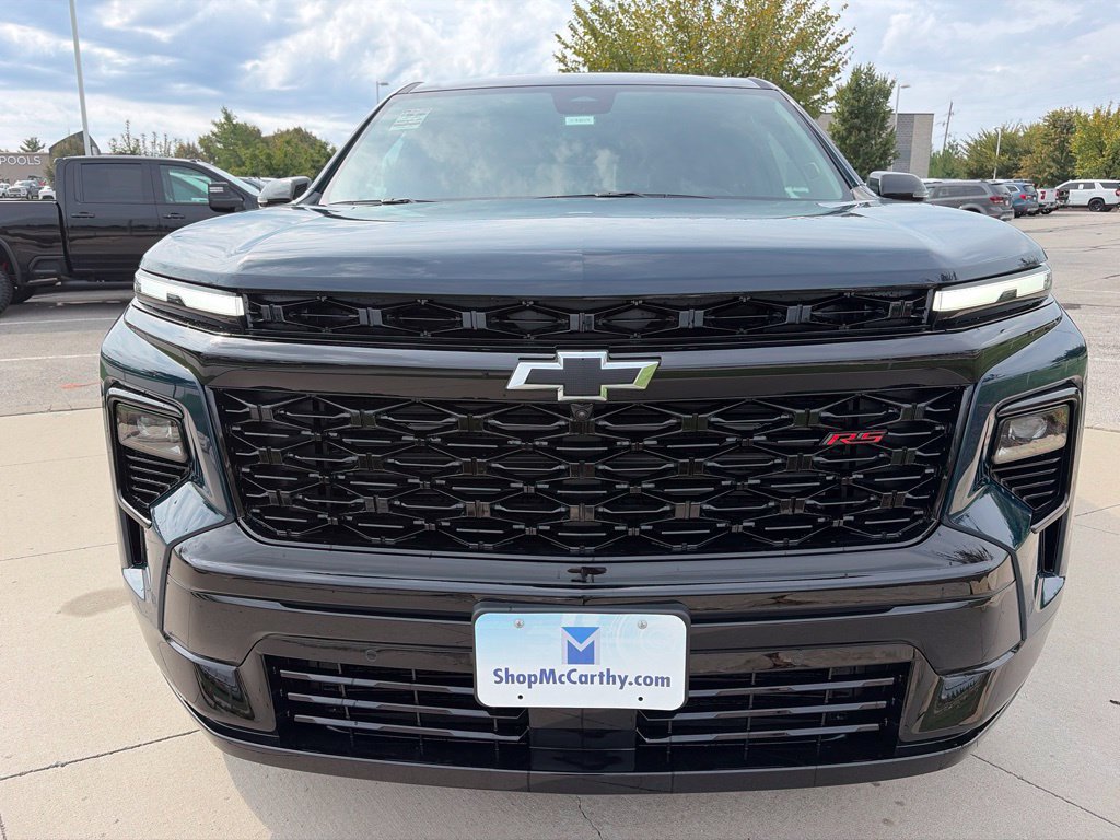 New 2027 Chevrolet Traverse RS w/ LPO, Floor Liner Package AWD/4WD image 3