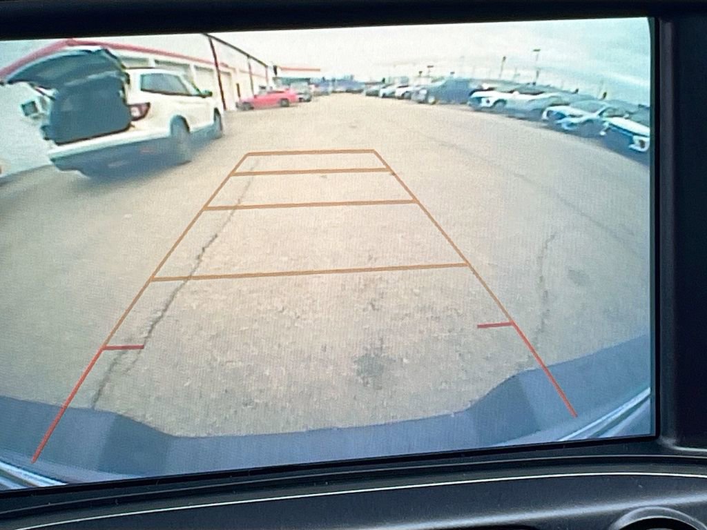 Used 2018 Chevrolet Silverado 1500 LT w/ All Star Edition image 3