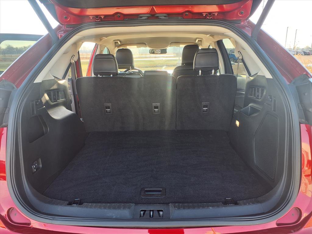 Used 2024 Ford Edge Titanium image 28