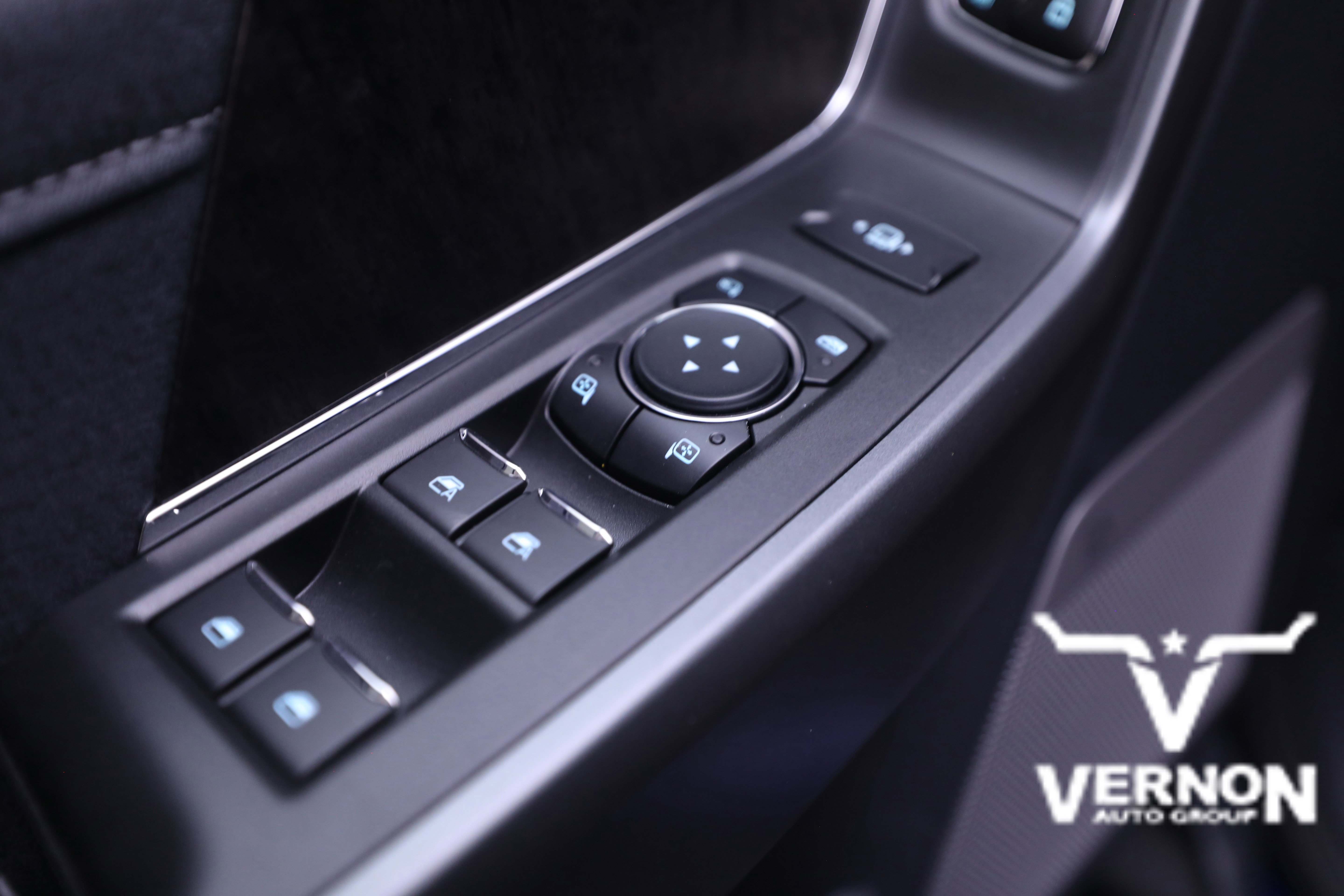 New 2026 Ford F250 Lariat w/ Black Appearance Package image 18