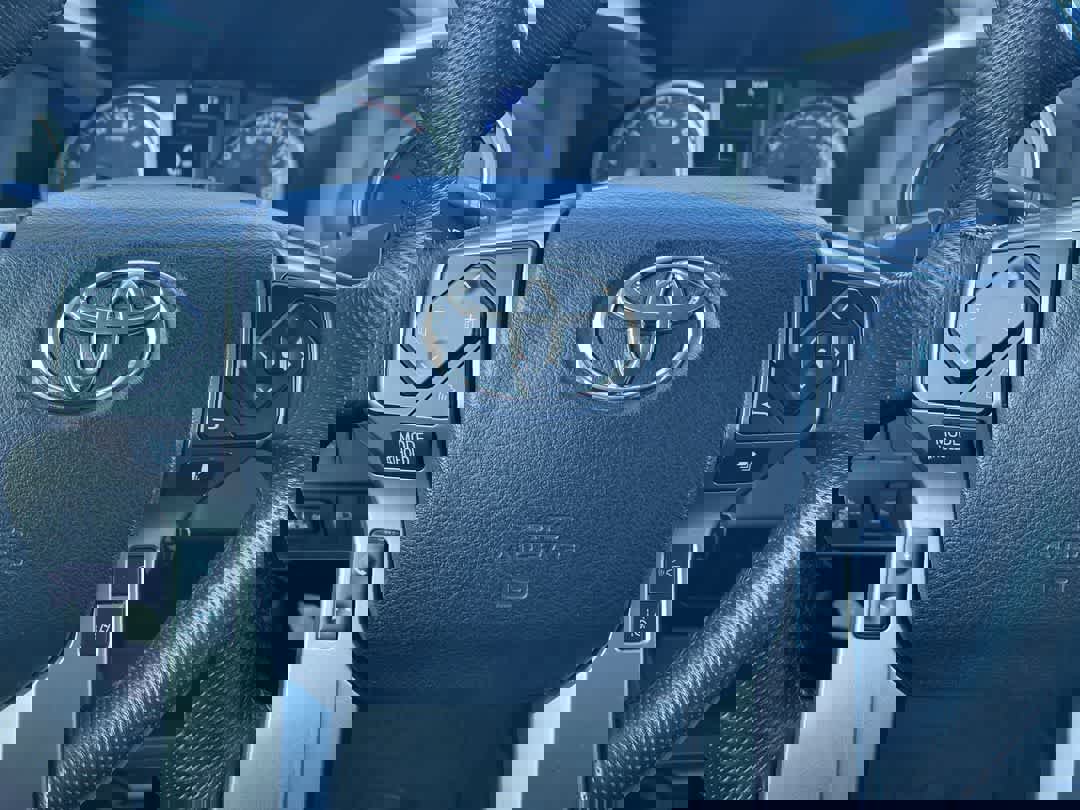 Used 2022 Toyota Tacoma SR5 image 14