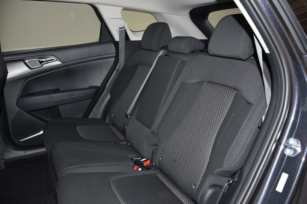New 2026 Kia Sportage LX image 28