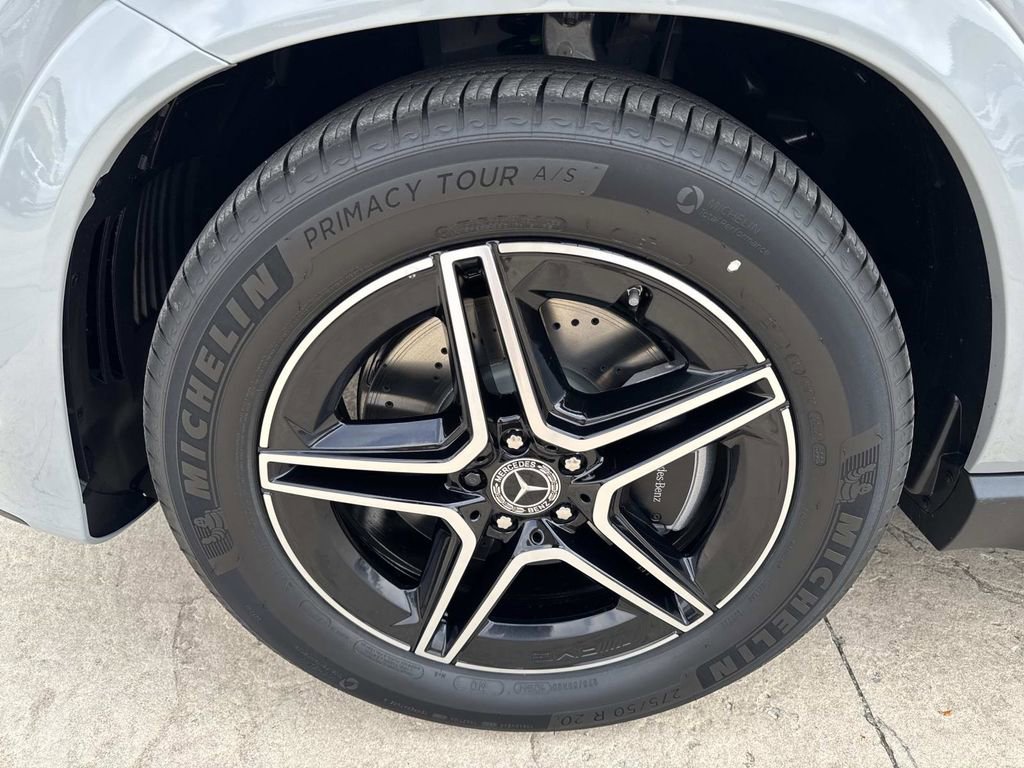 New 2026 Mercedes-Benz GLE 450 4MATIC image 11