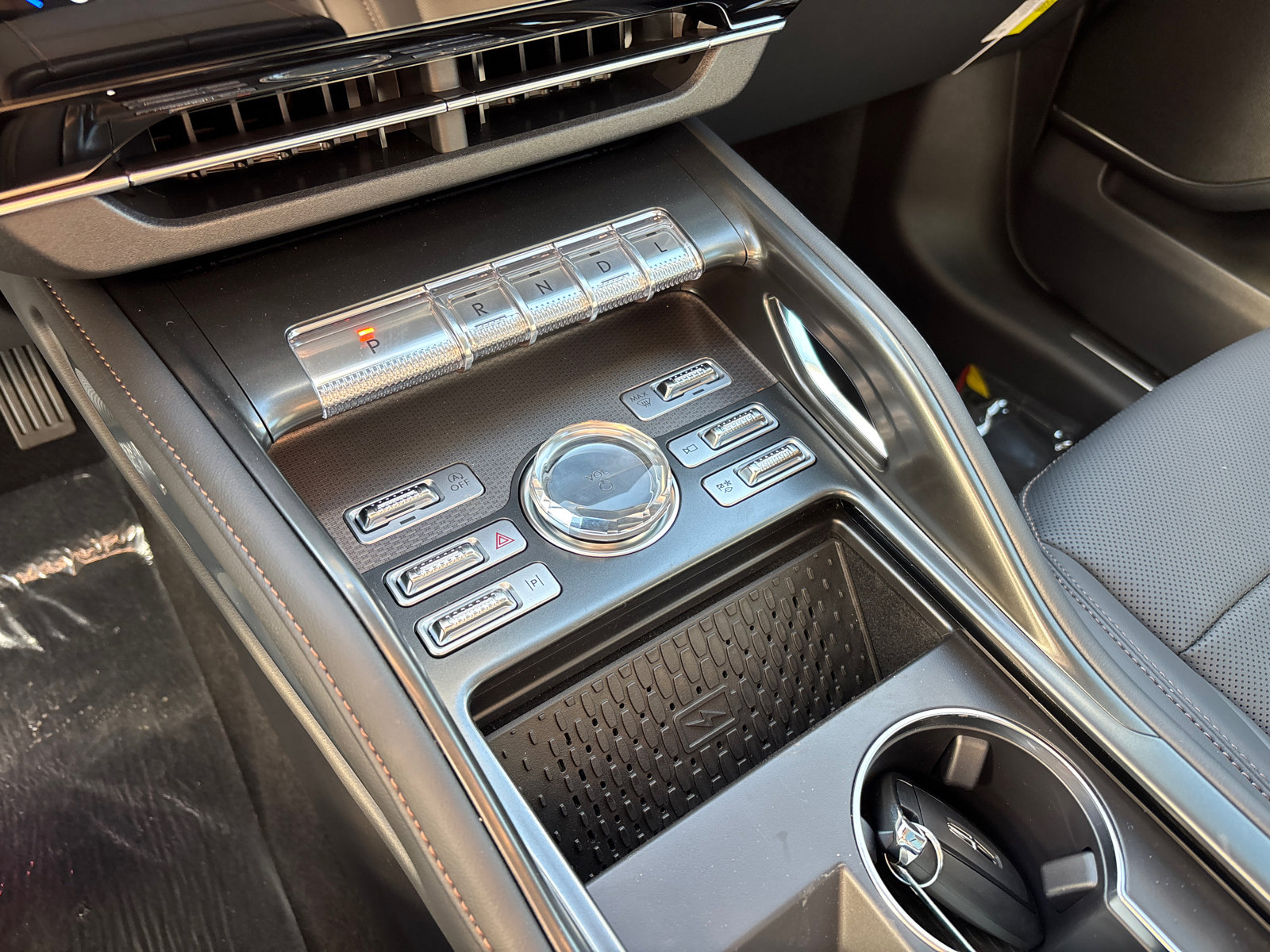 New 2026 Lincoln Nautilus Premier w/ Equipment Group 102A image 24