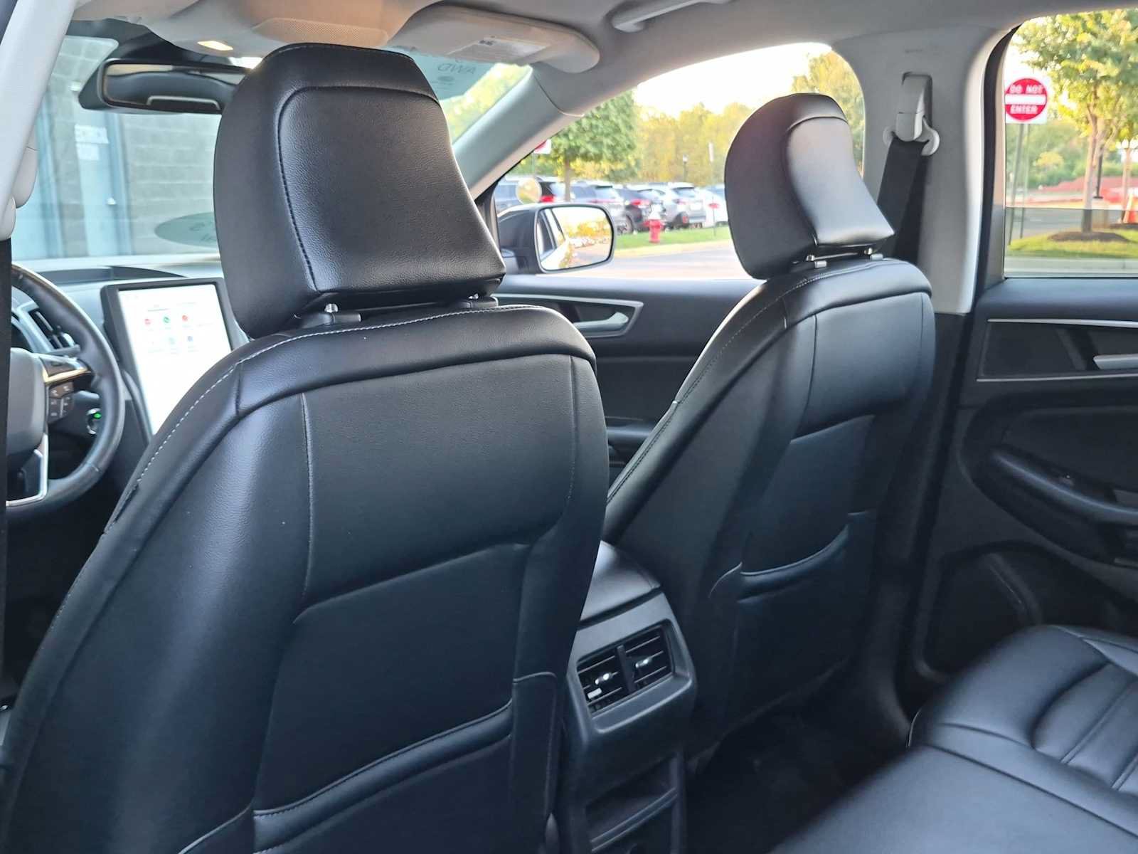 Used 2024 Ford Edge SEL AWD/4WD image 18