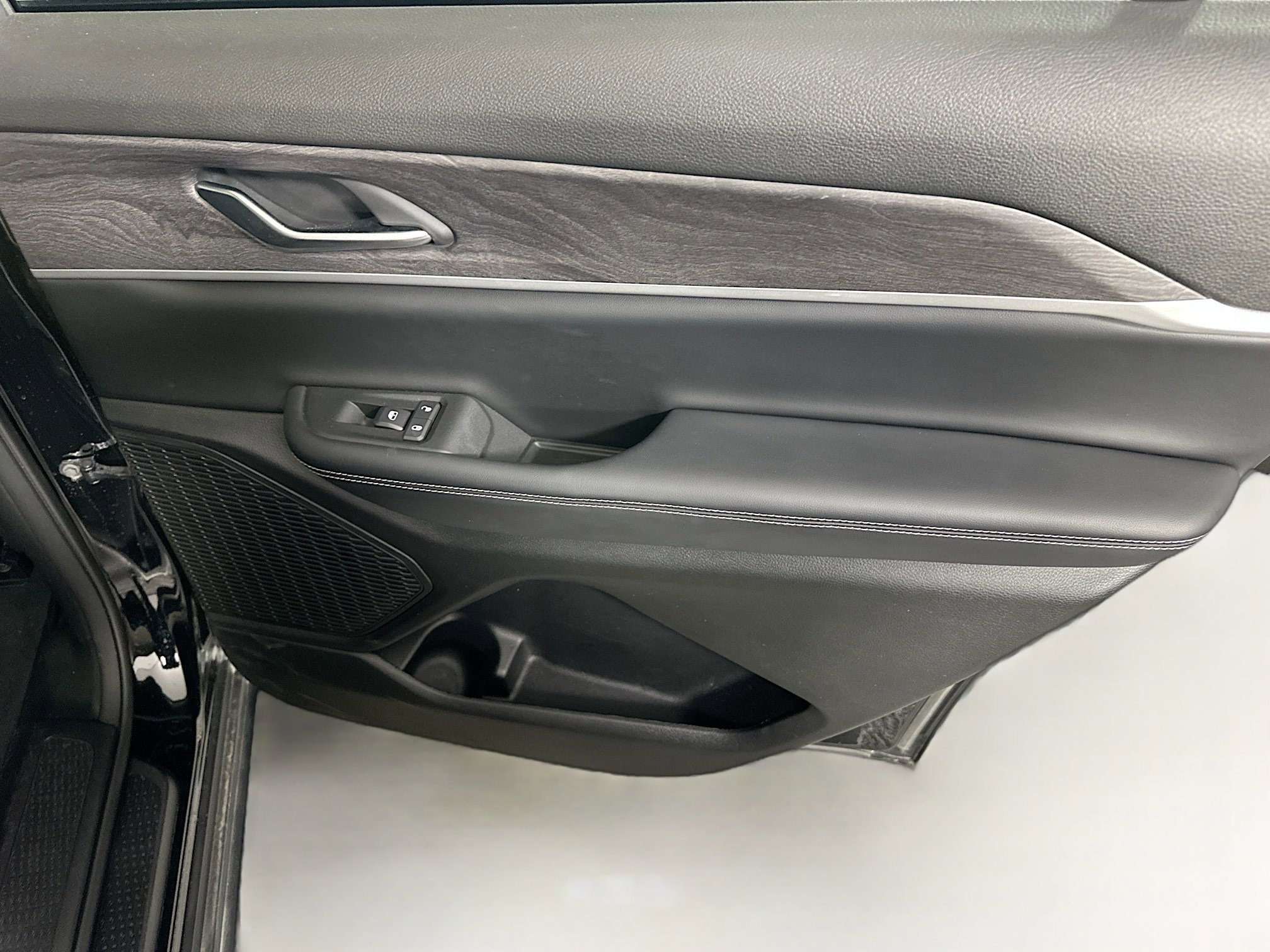 Used 2023 Jeep Grand Cherokee L Limited image 32