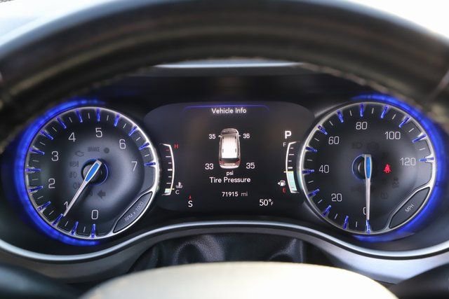 Used 2020 Chrysler Pacifica Touring-L w/ Advanced Safetytec Group image 28