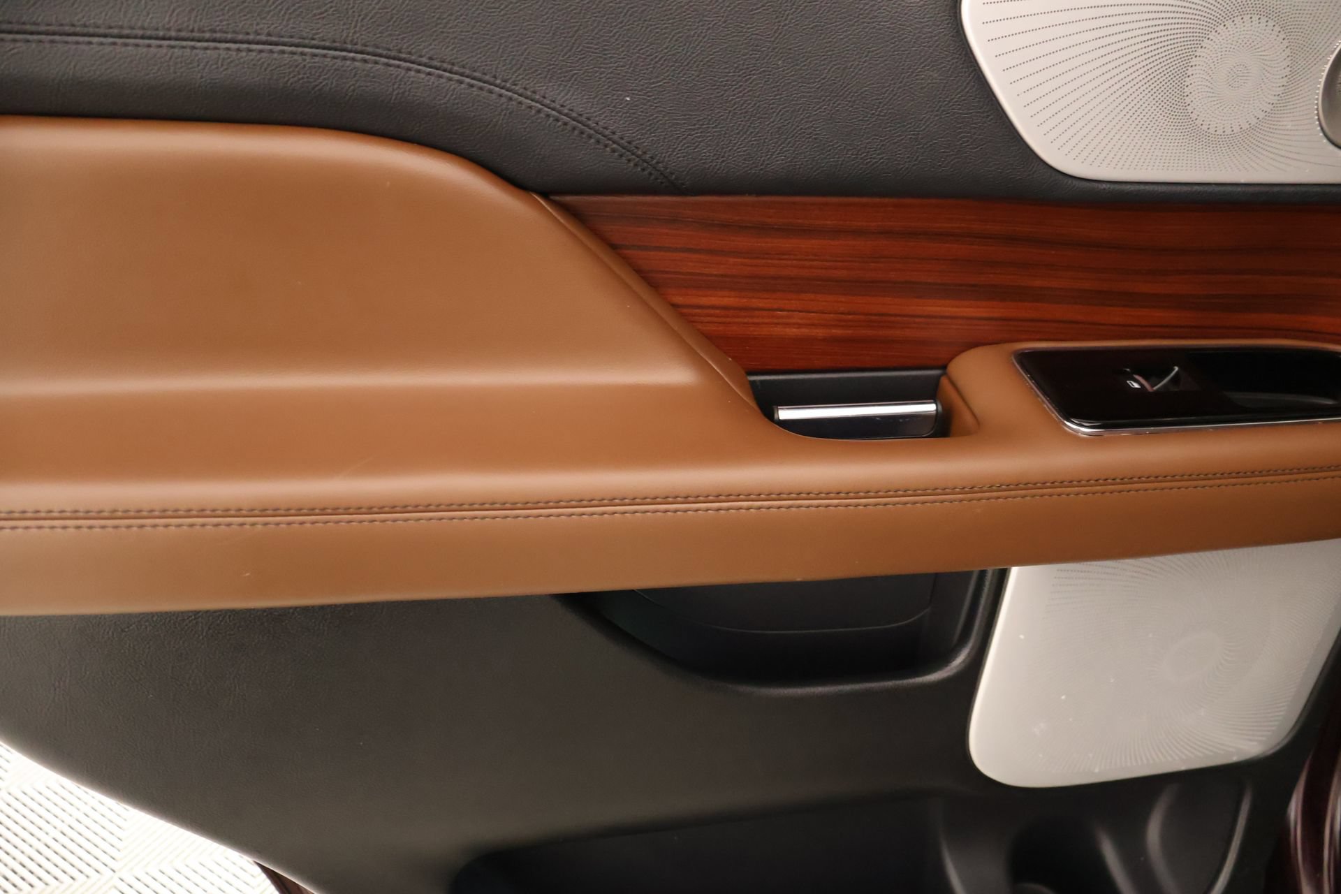 Used 2023 Lincoln Navigator Reserve AWD/4WD image 18