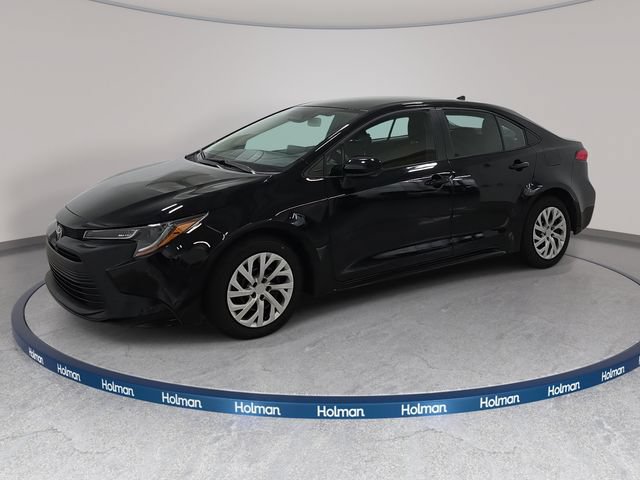 Certified 2025 Toyota Corolla LE FWD image 1