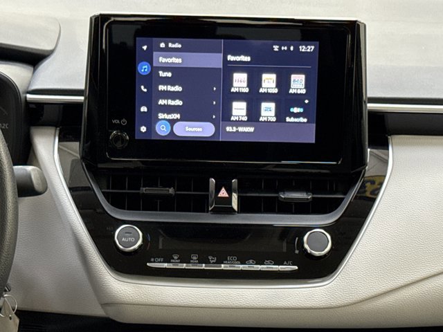 Used 2023 Toyota Corolla LE w/ Carpet Mat Package (TMS) image 23