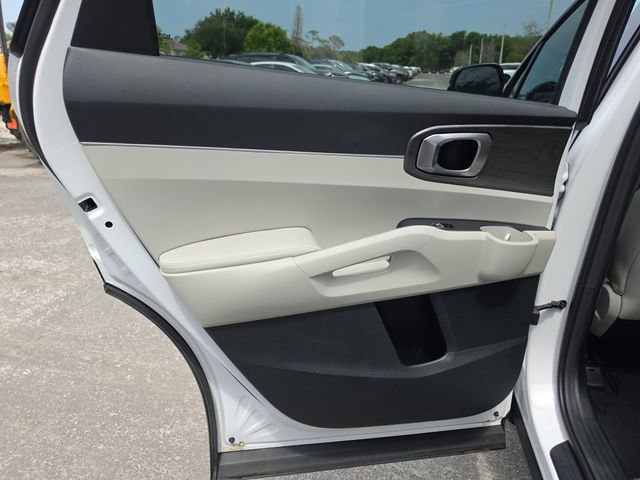 Certified 2025 Kia Sorento X-Line EX AWD/4WD image 13