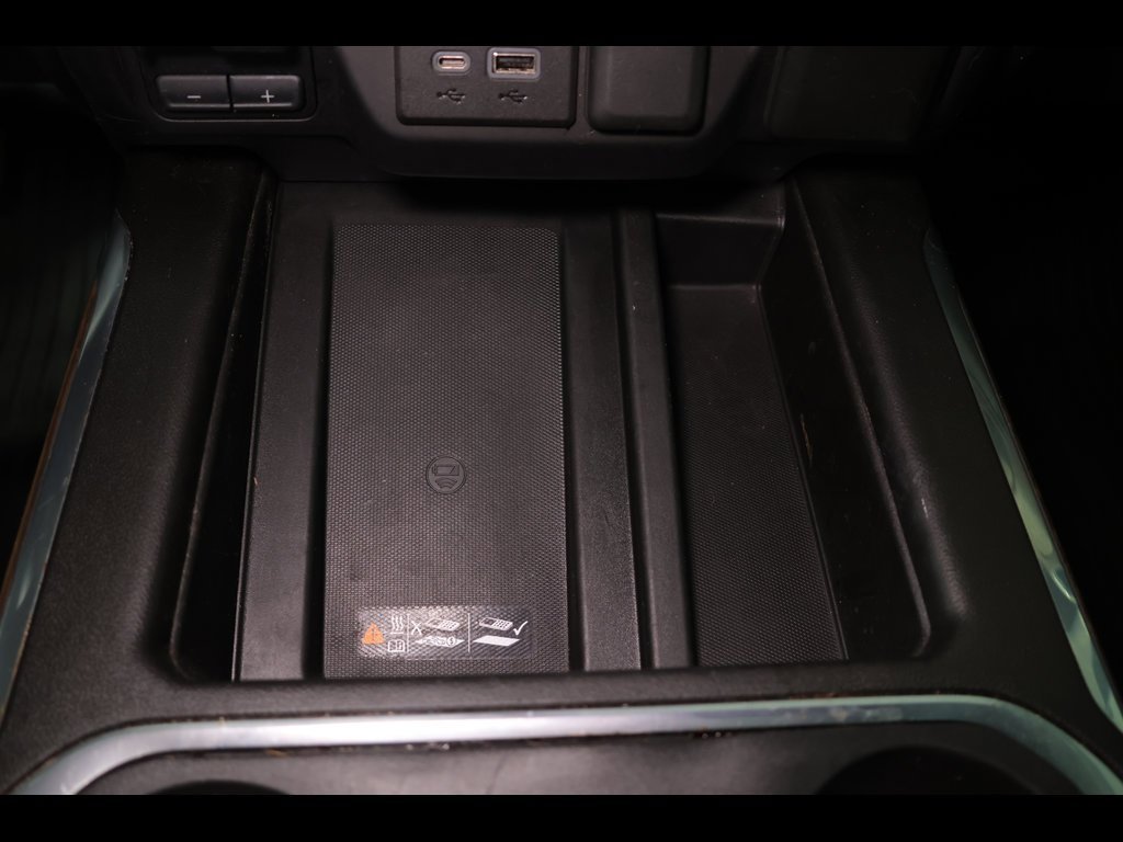 Used 2022 Chevrolet Silverado 2500 High Country w/ Z71 Off-Road Package image 32