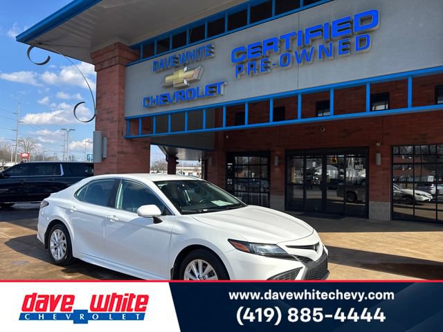 Used 2023 Toyota Camry SE FWD image 1