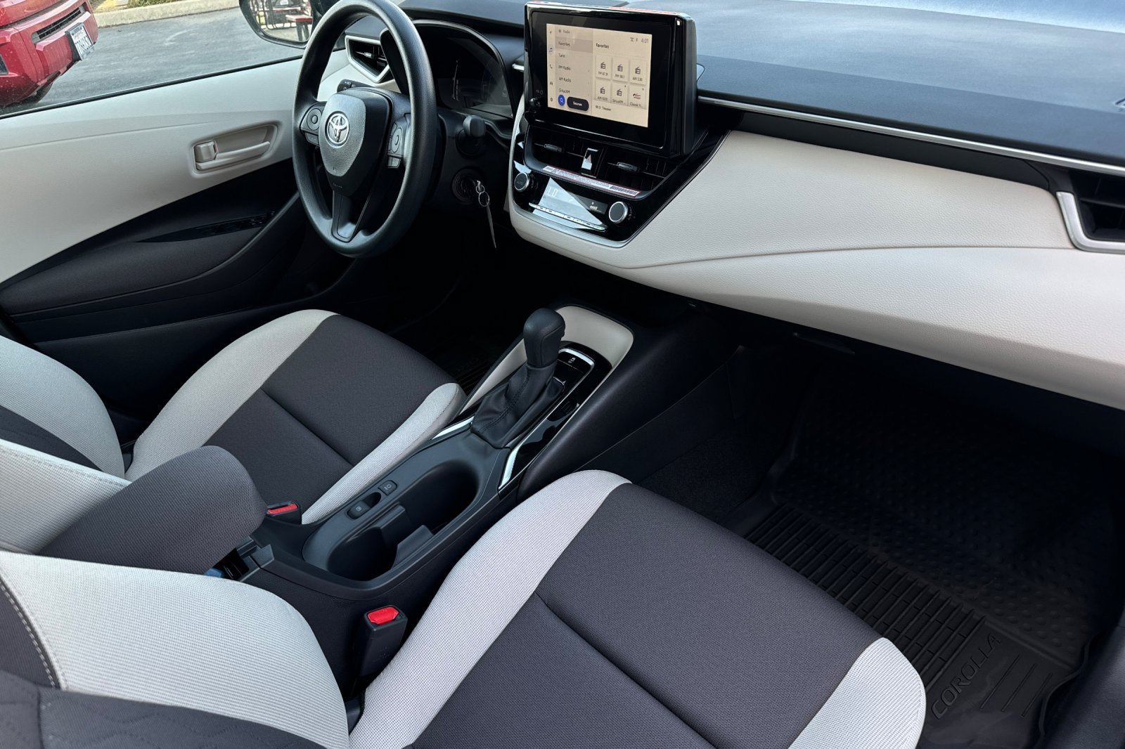 New 2026 Toyota Corolla LE FWD image 17