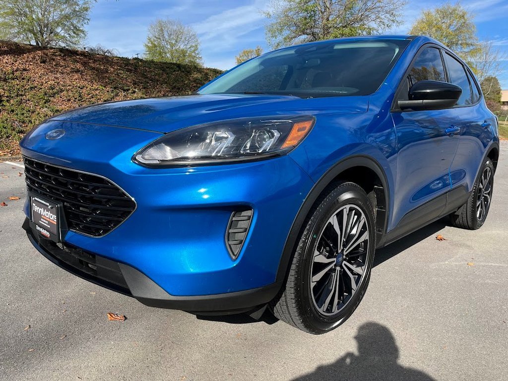 Used 2021 Ford Escape SE w/ SE Sport Appearance Package image 33