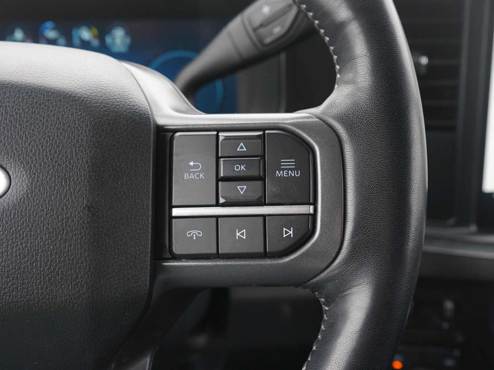 Used 2024 Ford F350 Lariat image 27