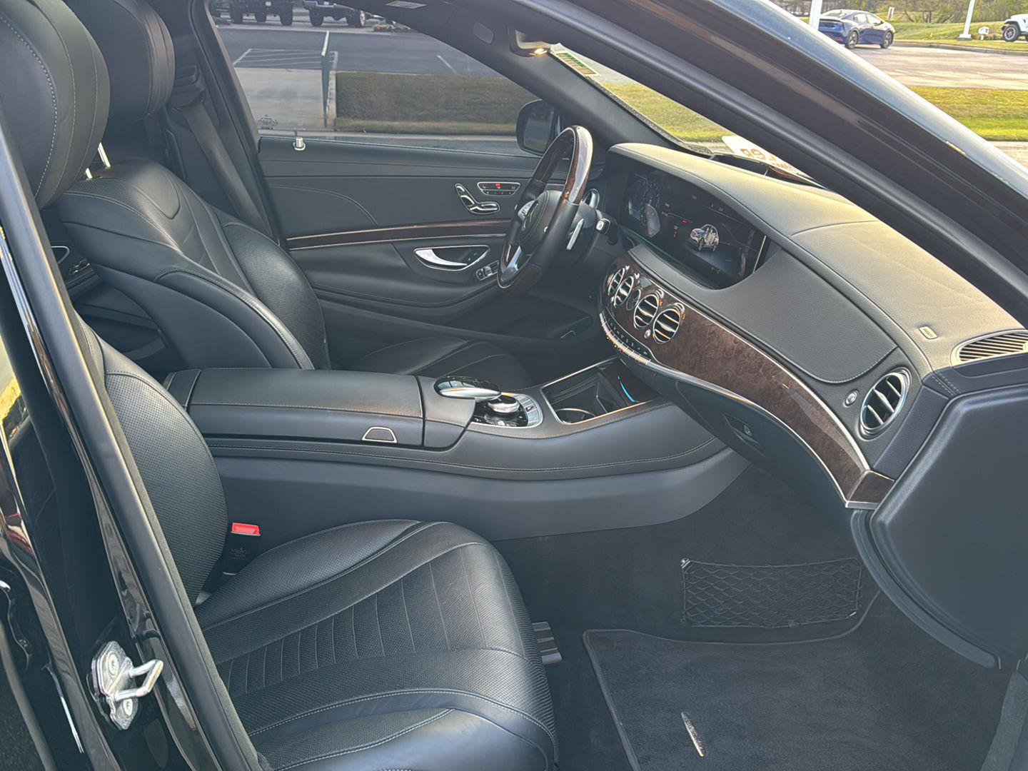 Used 2018 Mercedes-Benz S 560 S 560 image 10